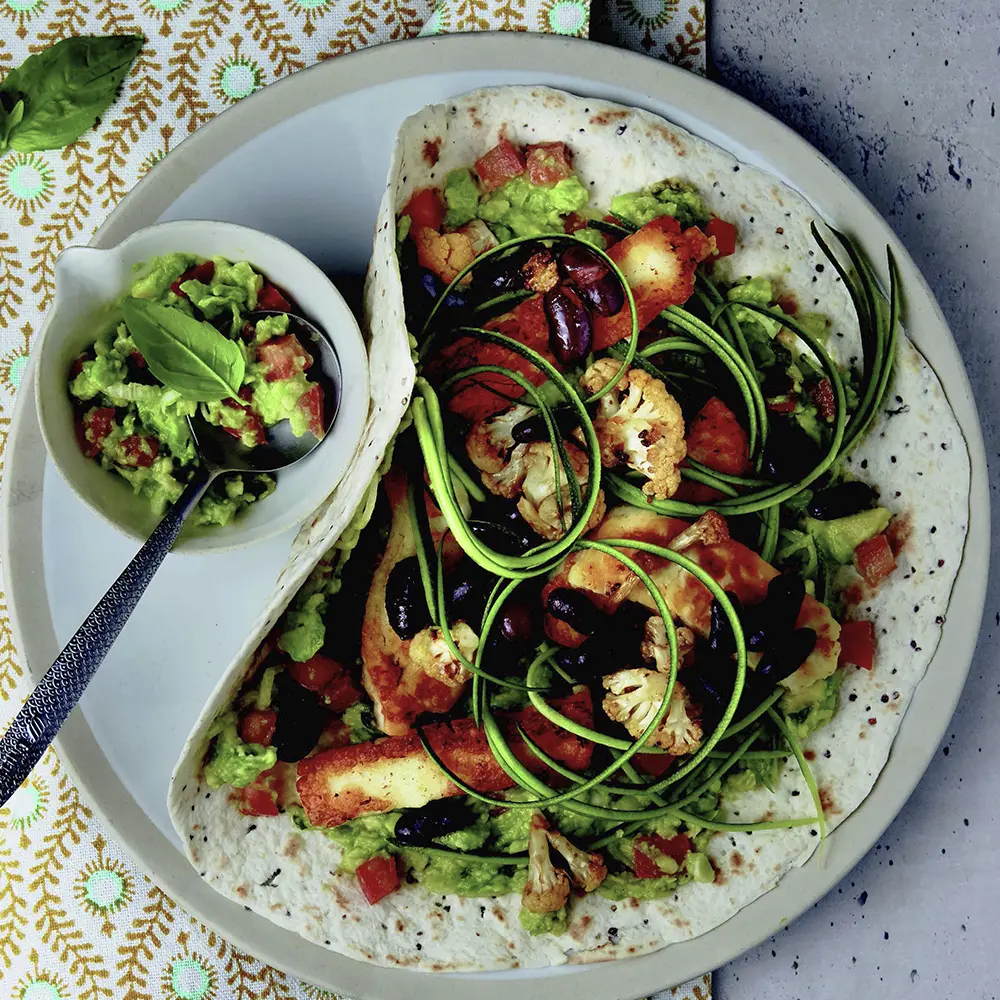 WRAP_CHOU_FLEUR_ROTI_BASILIC_HALLOUMI