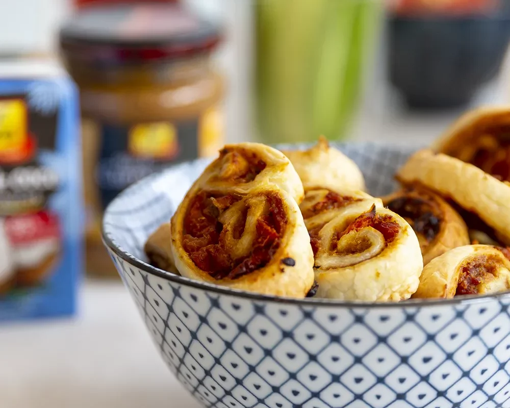 Palmiers au curry jambon et tomates séchées